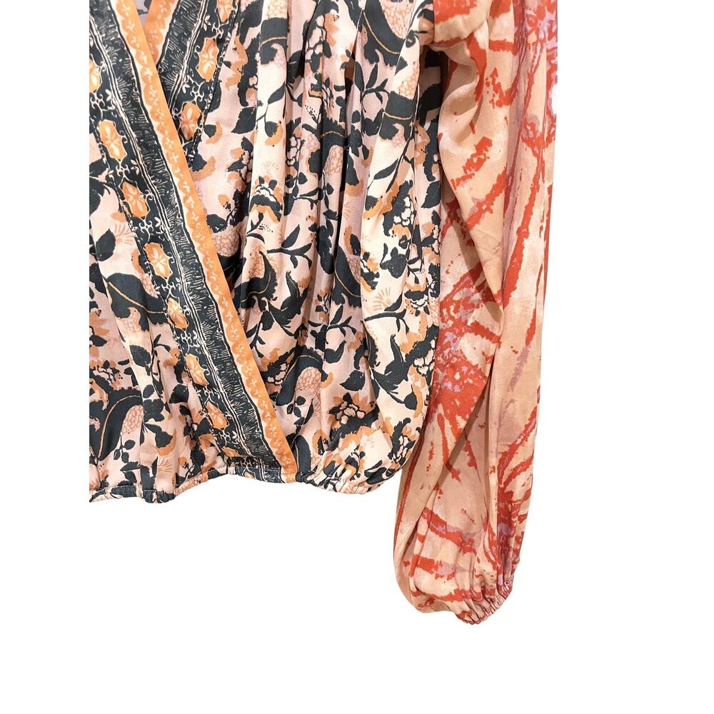 Free People Blouse Womens Medium Multicolor Floral Surplice Boho Top Blouson Hem - Picture 6 of 10